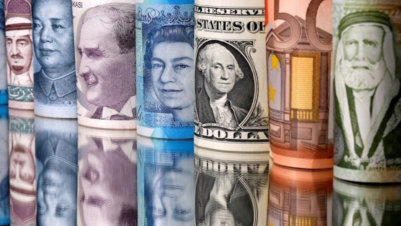 Dolar tam yol ileri: Euro ve sterlin karşısında 2 yılın zirvesinde